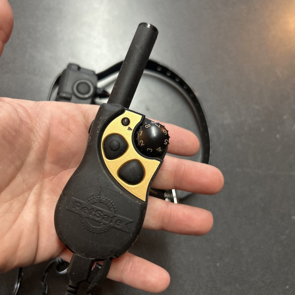 PetSafe RFA-417 SWR0 Training Collar Remote RFA-416 Set With Charger - Picture 4 of 5